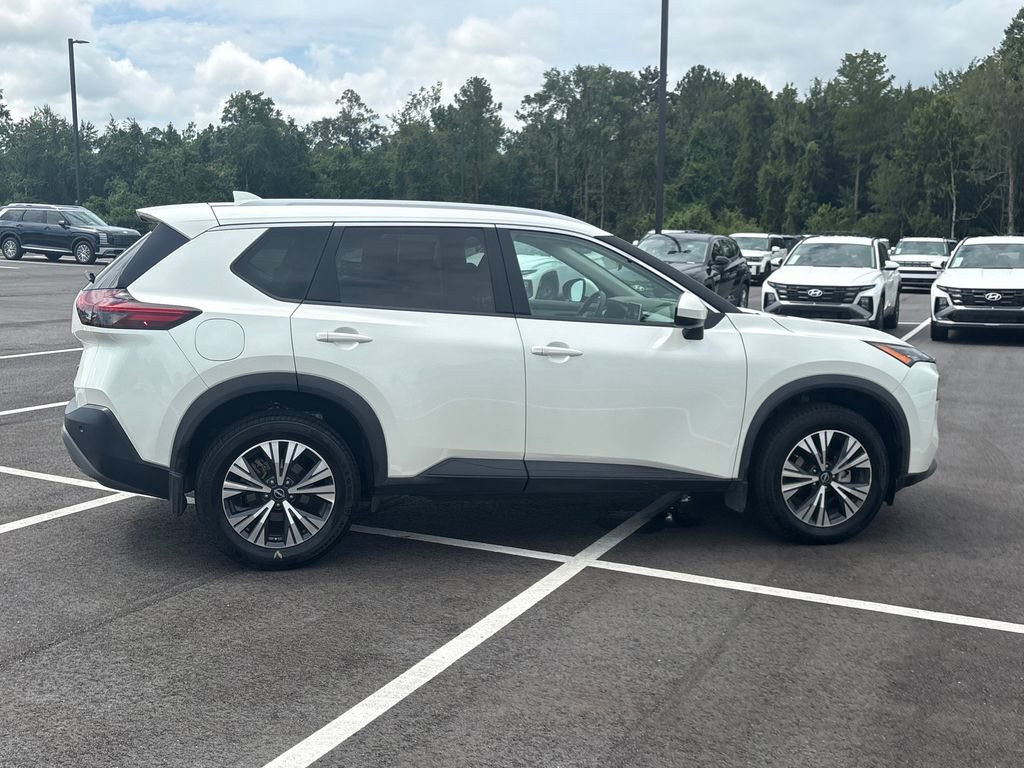 Used 2023 Nissan Rogue SV w/ SV Premium B Package FWD image 36