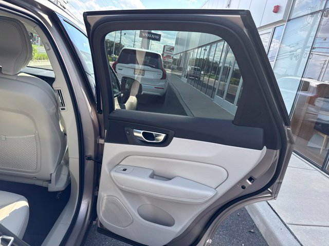Certified 2024 Volvo XC60 T8 Plus w/ Climate Package AWD/4WD image 12