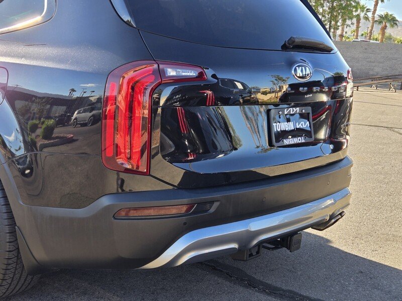 Used 2021 Kia Telluride EX w/ Towing Package FWD image 6