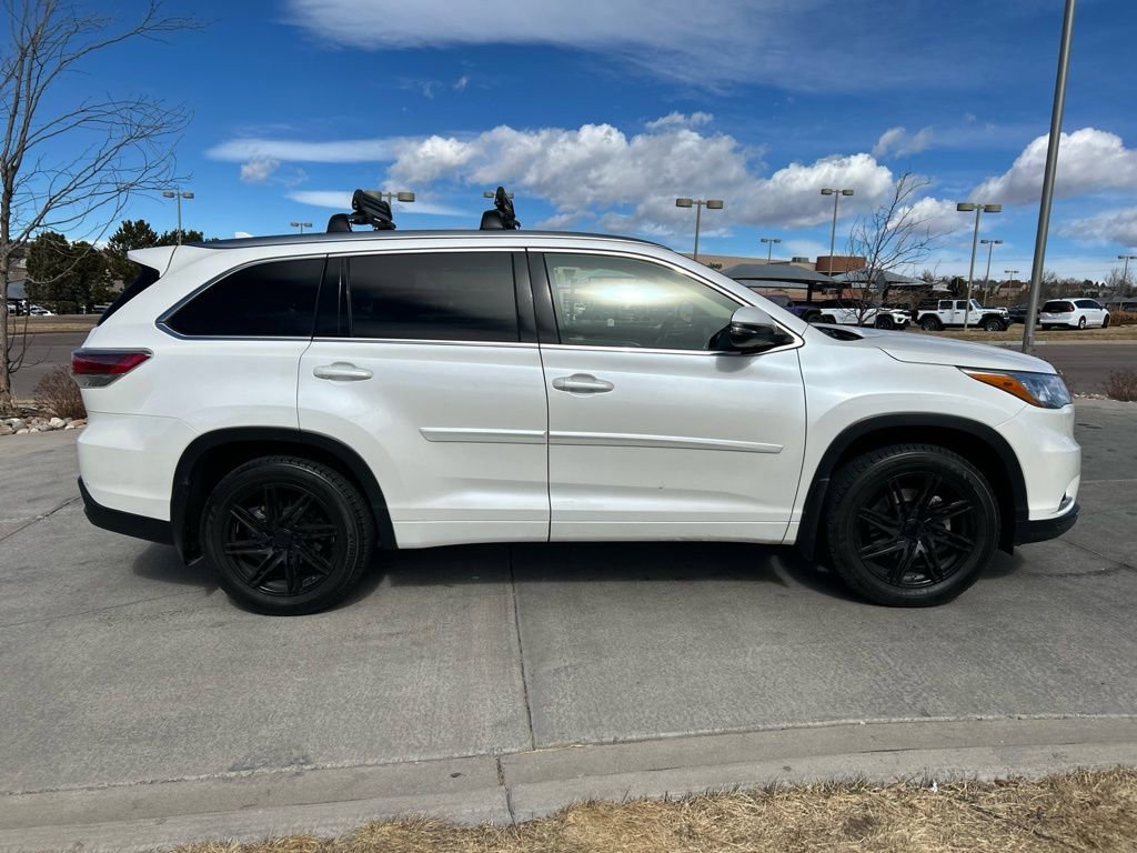 Used 2015 Toyota Highlander Limited image 9