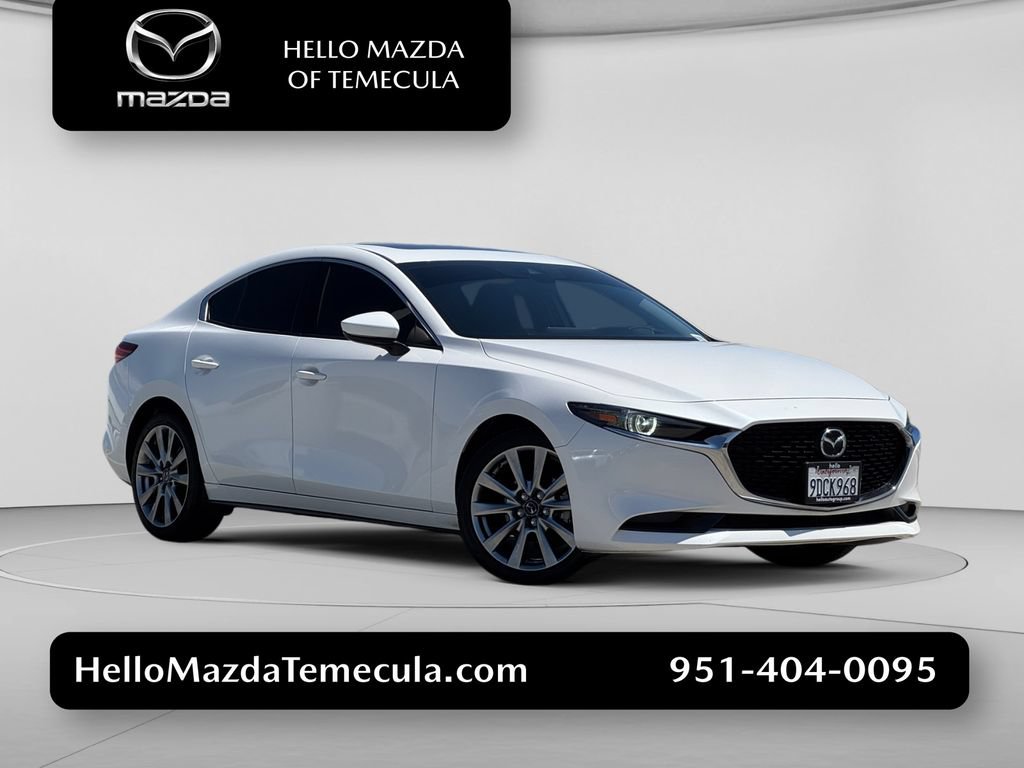 Used 2022 MAZDA MAZDA3 s FWD image 1