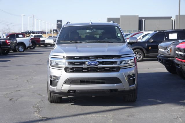 Used 2023 Ford Expedition Max Limited AWD/4WD image 3