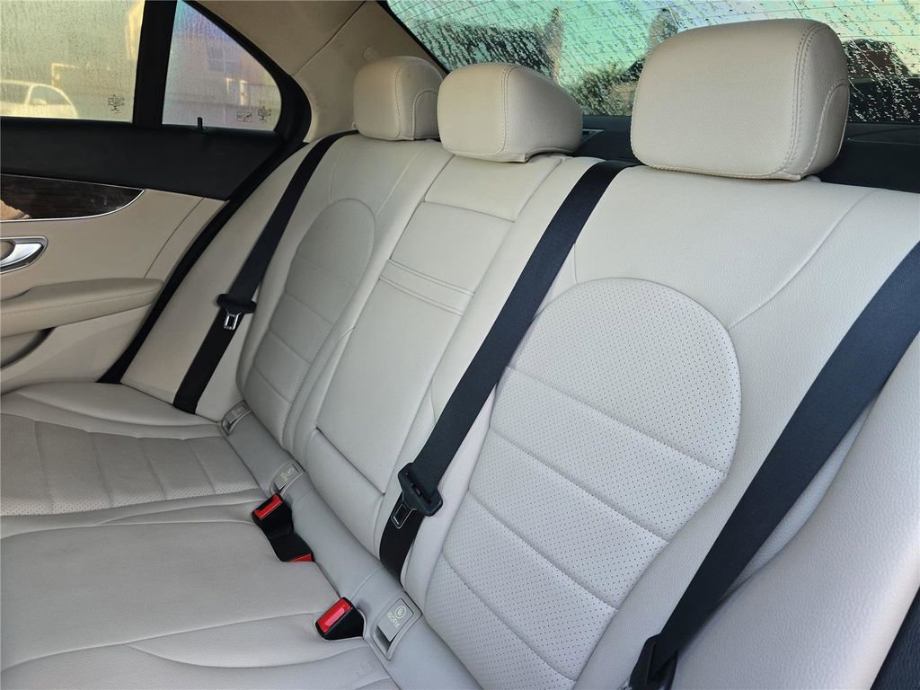 Used 2021 Mercedes-Benz C 300 Sedan image 12
