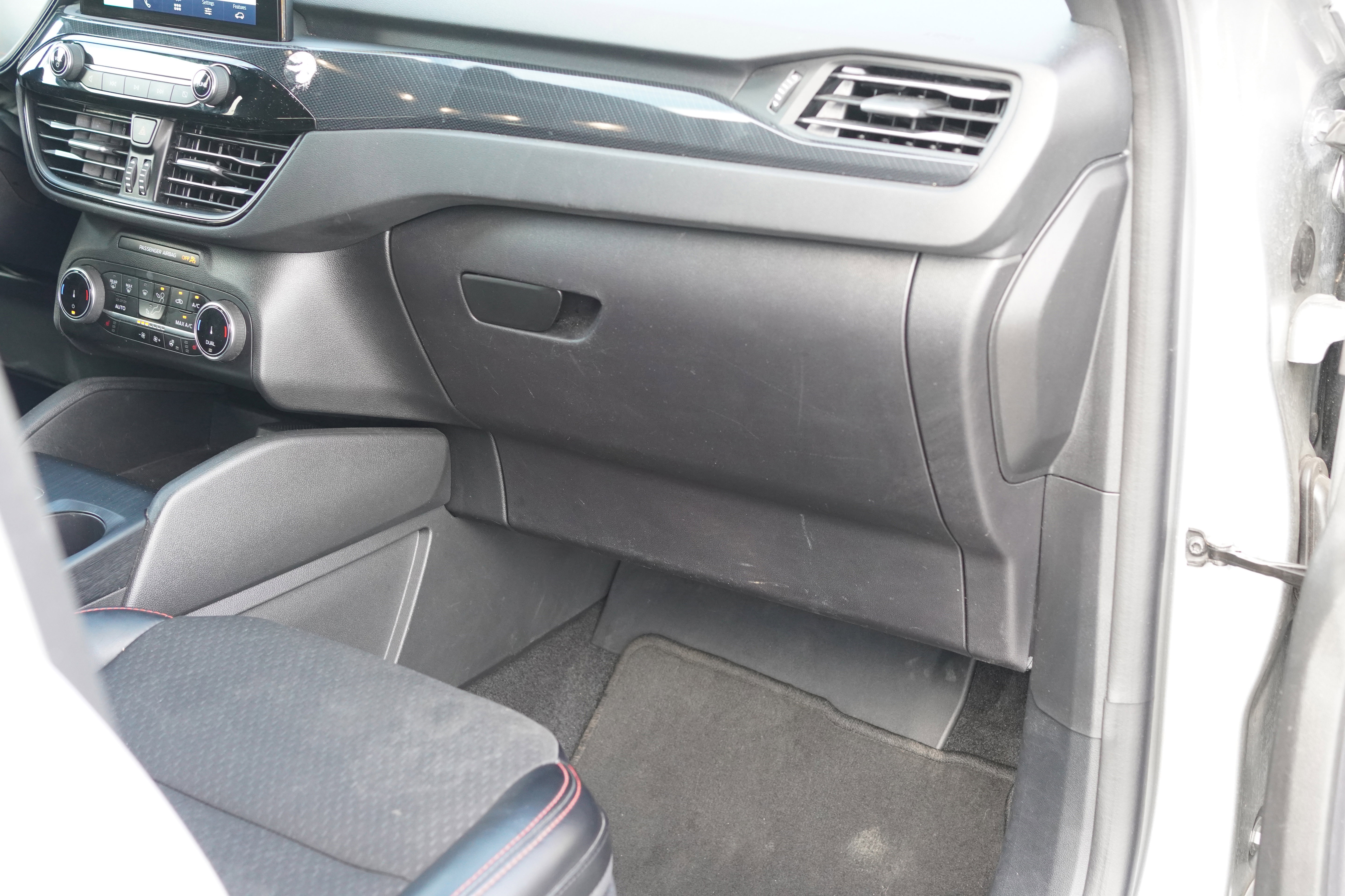 Used 2024 Ford Escape ST-Line image 25