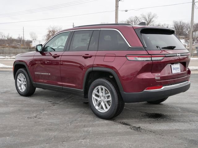 New 2026 Jeep Grand Cherokee Laredo w/ Trailer Tow Package image 5