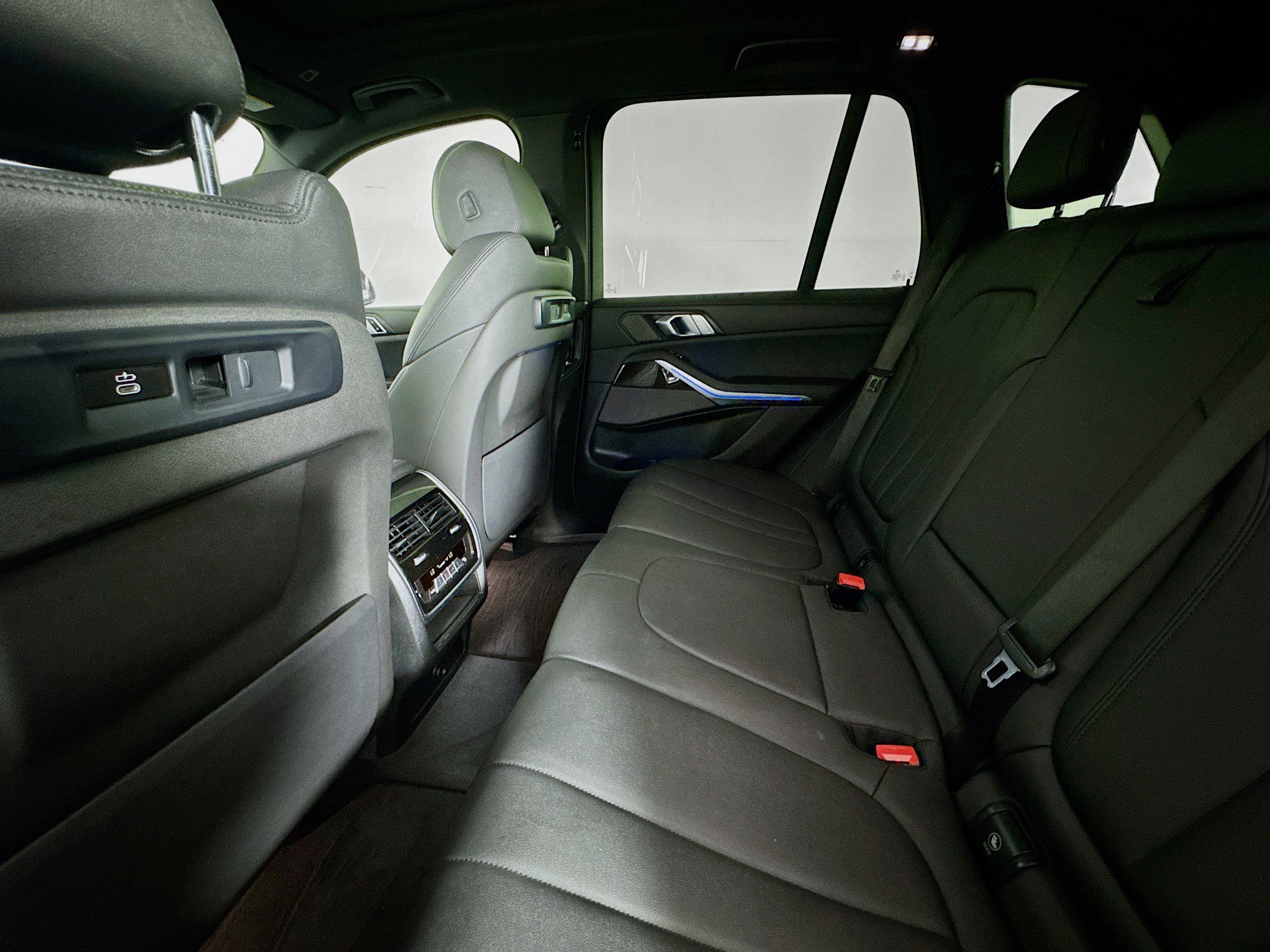 Used 2020 BMW X5 sDrive40i w/ Premium Package RWD image 23