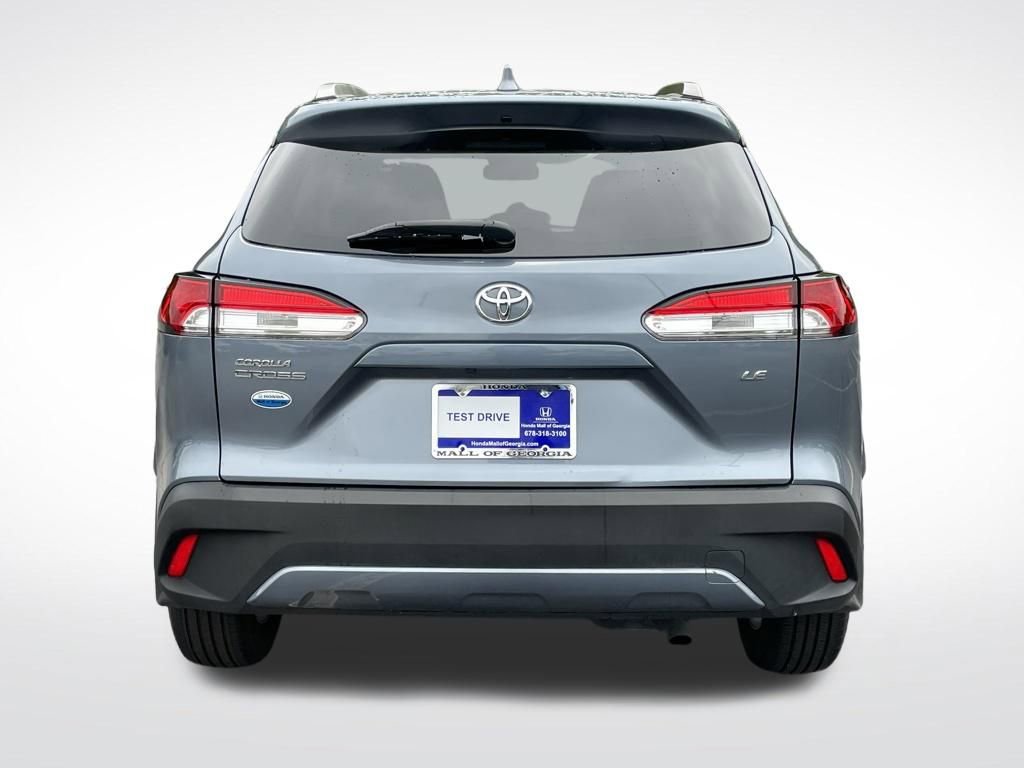 Used 2023 Toyota Corolla Cross LE FWD image 5