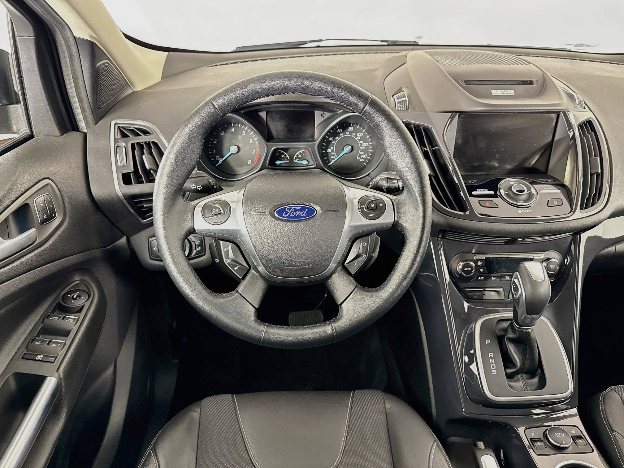 Used 2013 Ford Escape Titanium w/ Parking Technology Pkg FWD image 21