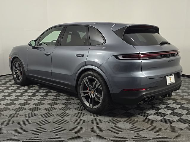New 2026 Porsche Cayenne S AWD/4WD image 3