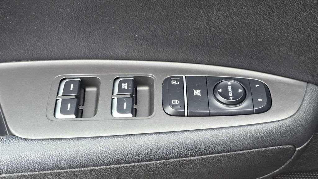 Used 2018 Kia Optima S w/ Panoramic Sunroof Package FWD image 59