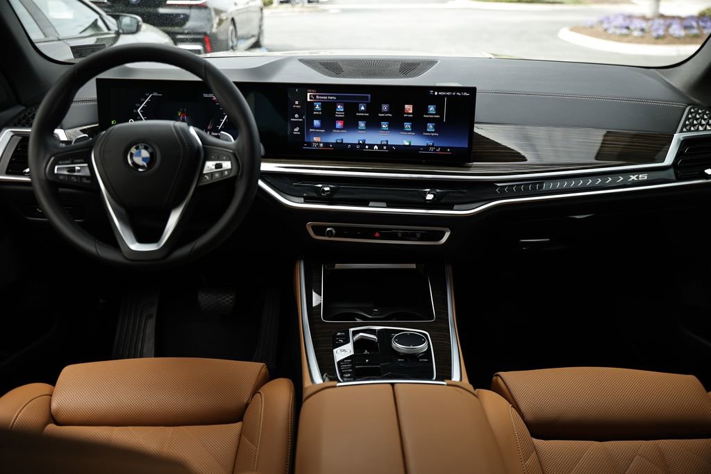 Certified 2024 BMW X5 xDrive40i w/ Parking Assistance Package image 26