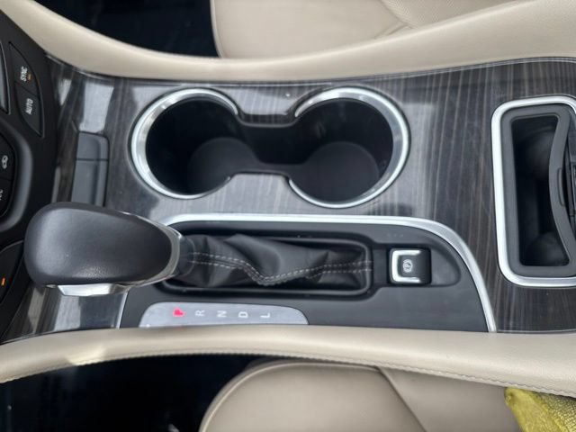 Used 2020 Buick Envision Premium w/ Driver Confidence Package AWD/4WD image 28