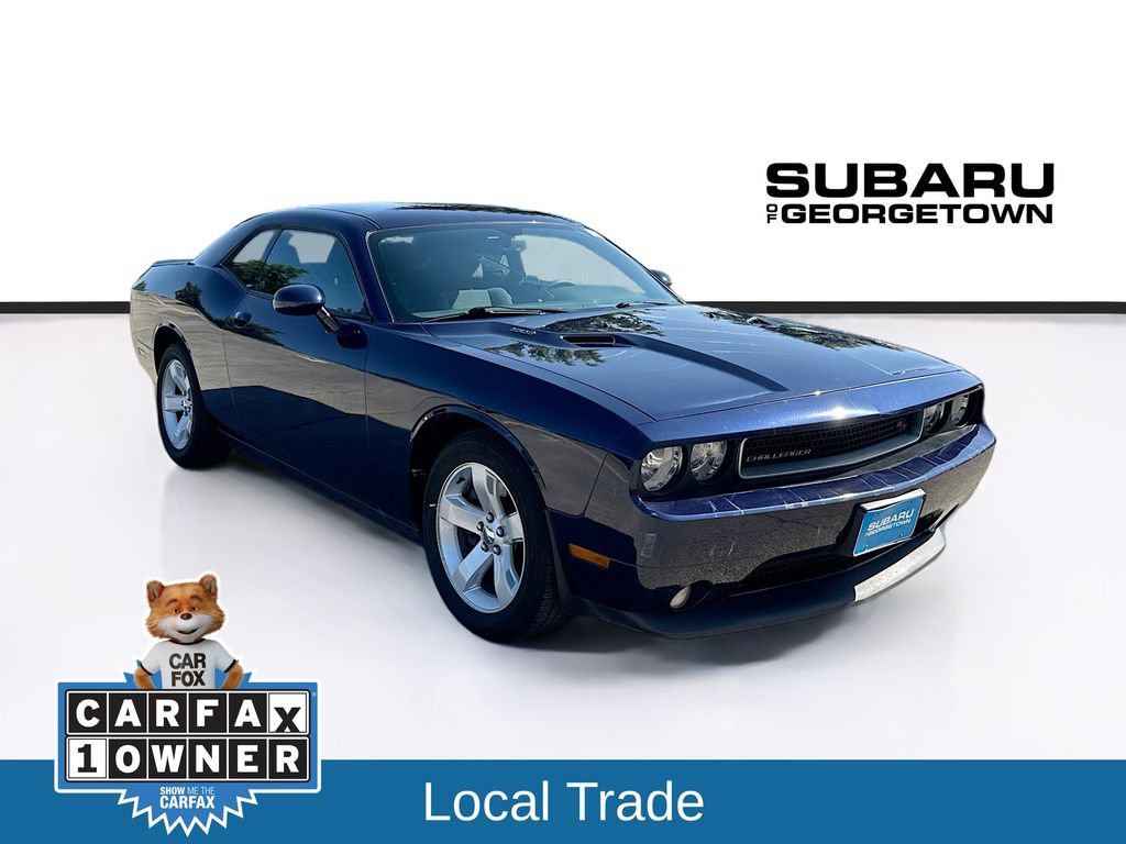 Used 2013 Dodge Challenger R/T RWD image 1