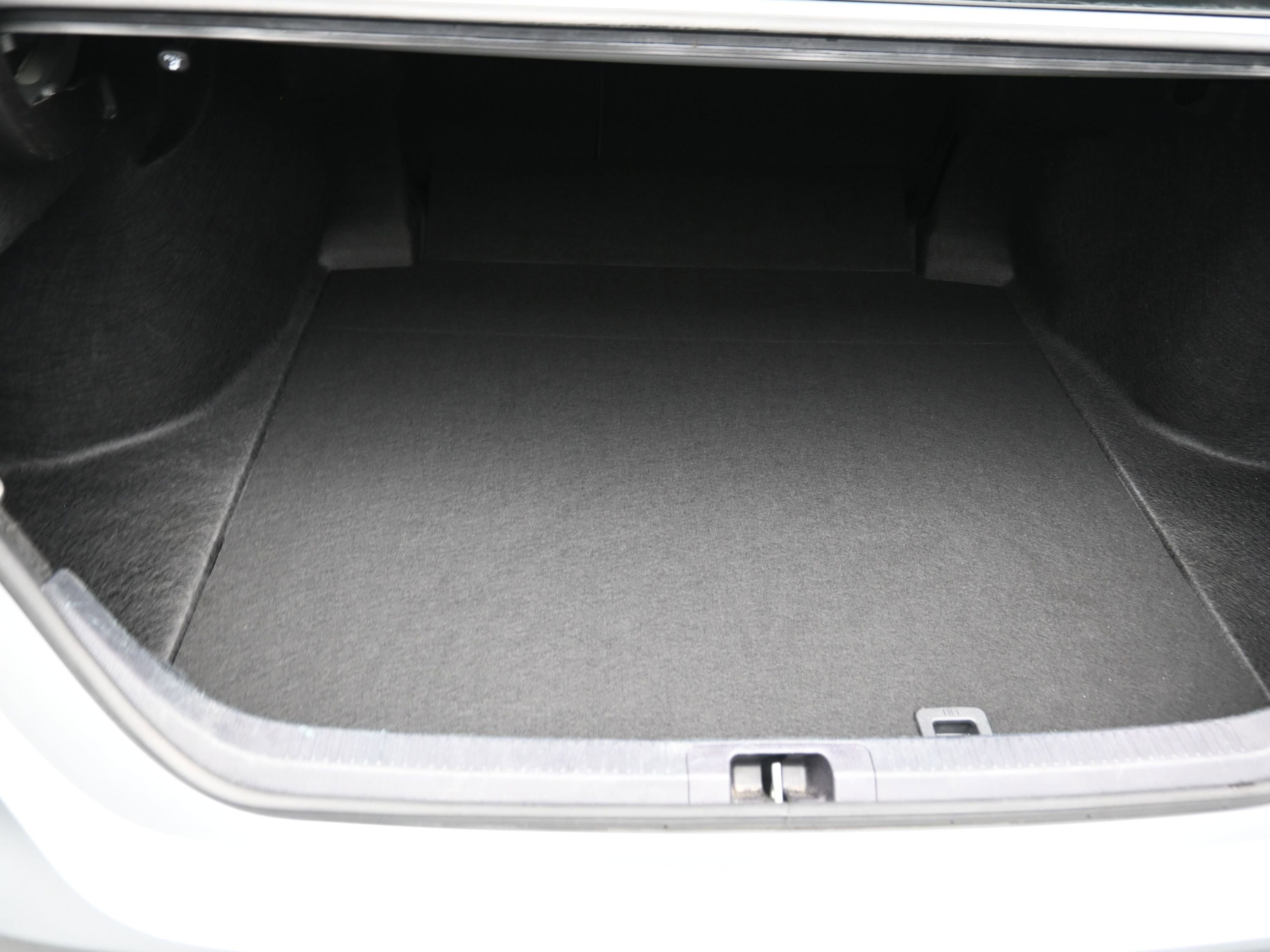 Used 2024 Toyota Camry LE image 15