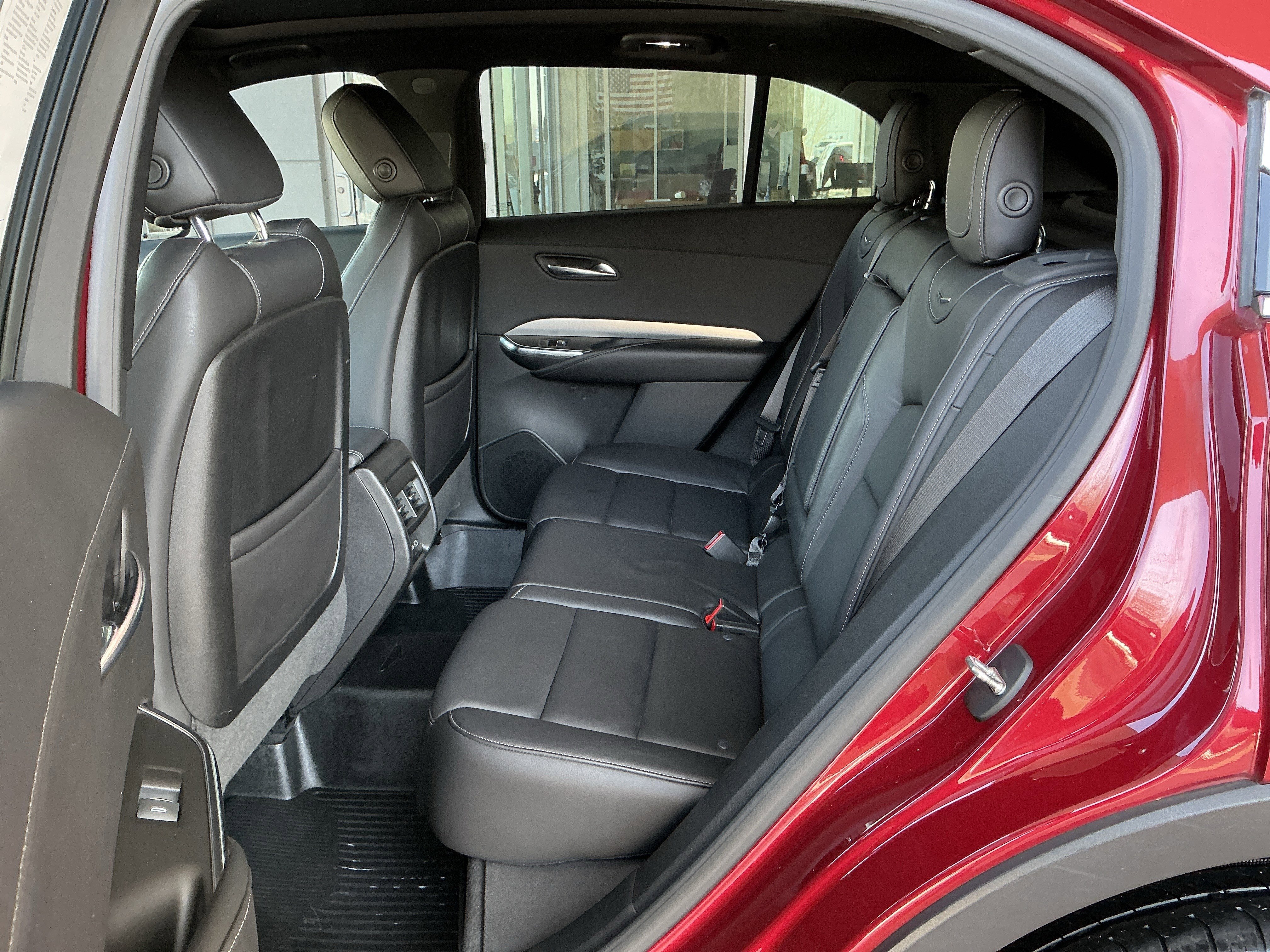 Used 2019 Cadillac XT4 Premium Luxury w/ Cold Weather Package image 18