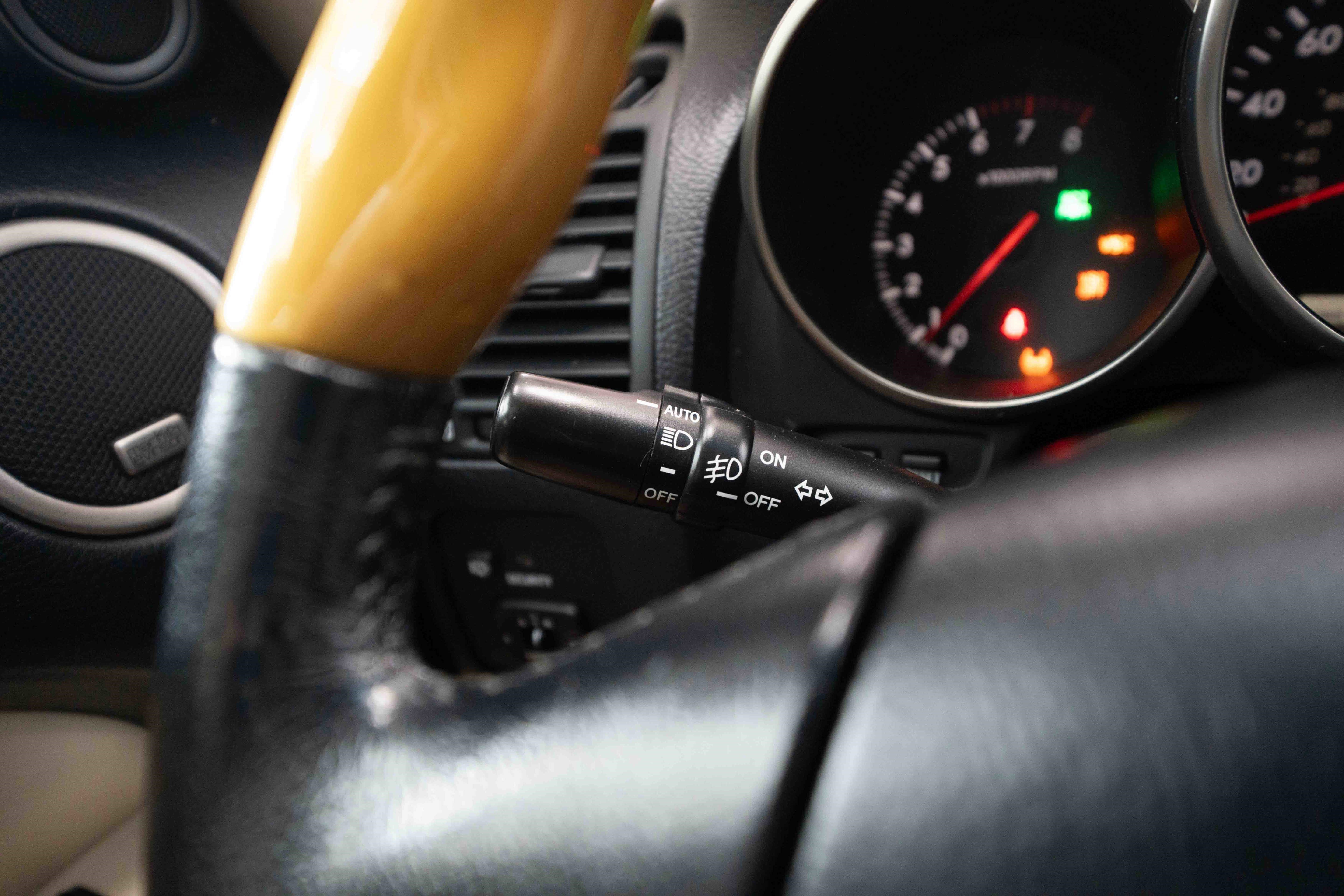 Used 2004 Lexus SC 430 Convertible image 13