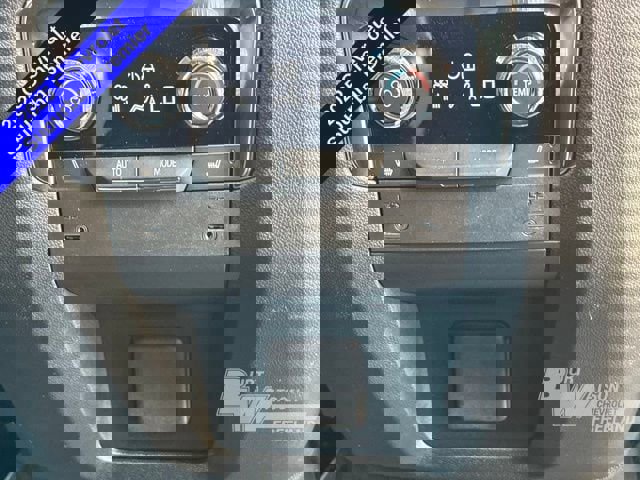 New 2025 Chevrolet Suburban Premier w/ Sun And Tow Package image 27