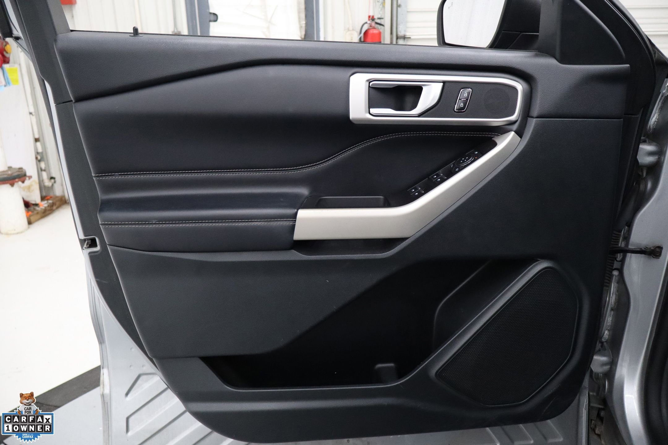 Used 2021 Ford Explorer XLT w/ Equipment Group 202A image 13