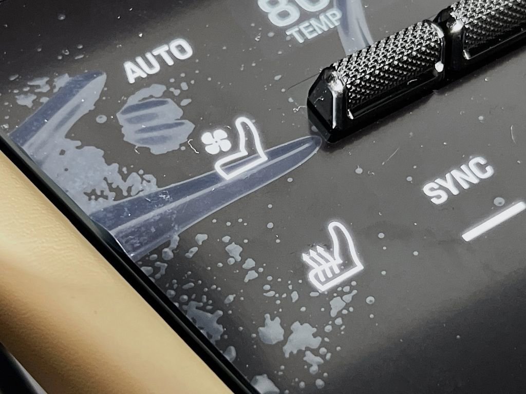 New 2026 Porsche Cayenne image 23