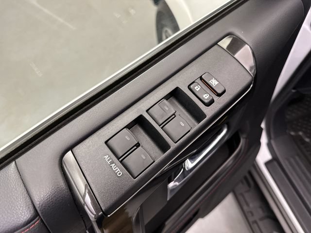 Used 2024 Toyota 4Runner TRD Off-Road Premium w/ Off Road Premium Plus Package AWD/4WD image 18