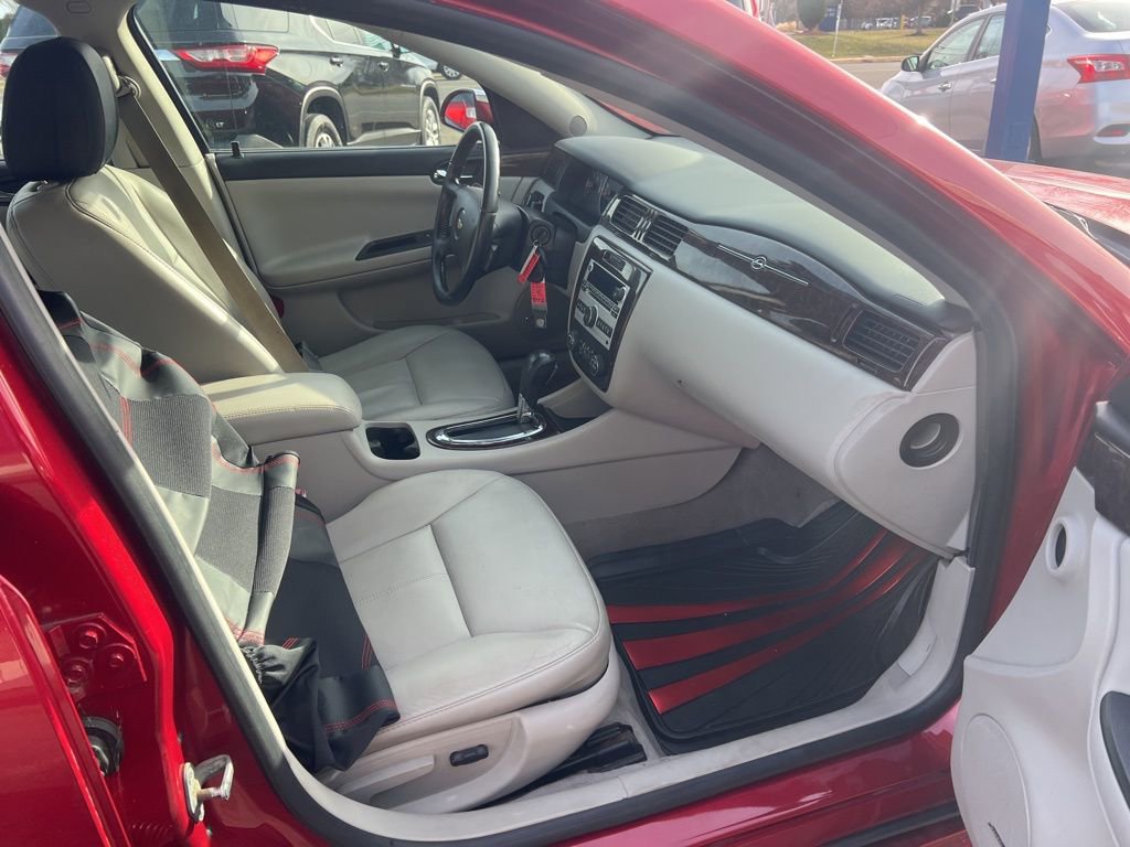 Used 2013 Chevrolet Impala LTZ image 36