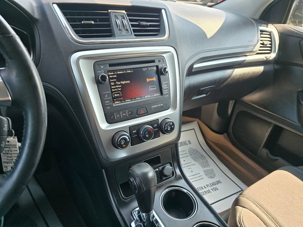 Used 2016 GMC Acadia SLE FWD image 18