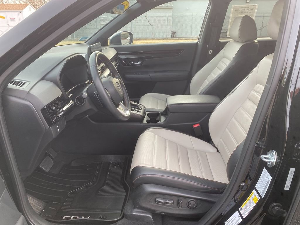 Used 2024 Honda CR-V Sport Touring image 12