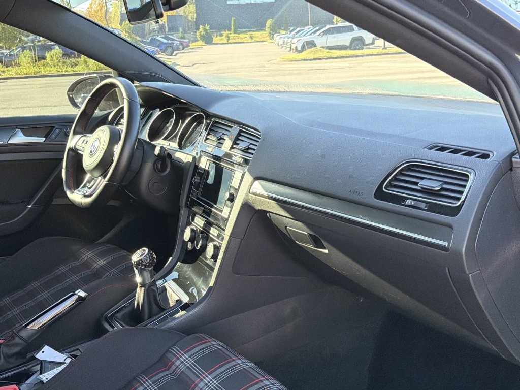 Used 2019 Volkswagen GTI Rabbit Edition FWD image 18