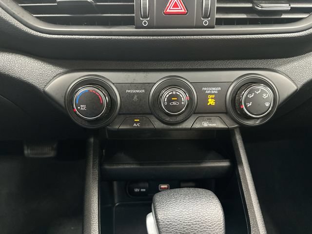 Used 2023 Kia Forte LXS w/ LXS Technology Package FWD image 17