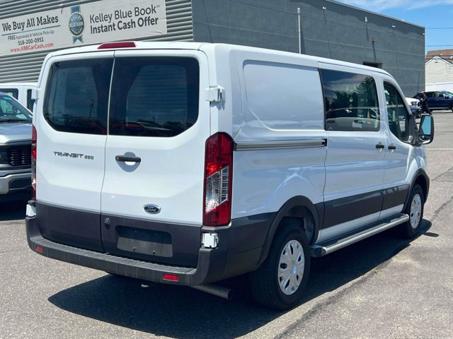 Certified 2025 Ford Transit 250 Low Roof w/ Exterior Upgrade Package RWD image 7