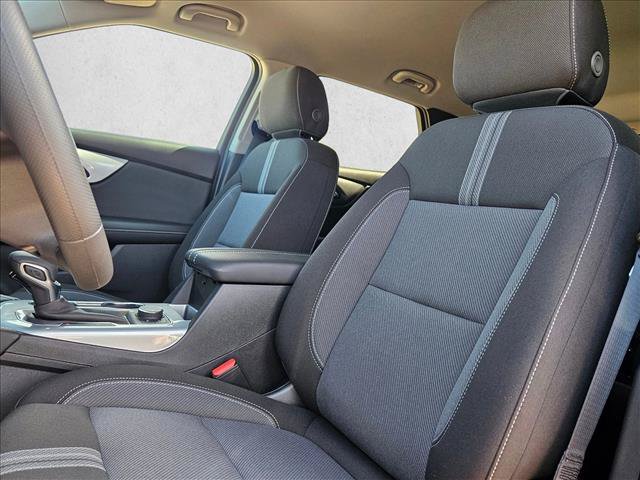New 2026 Chevrolet Blazer LT w/ LPO, Floor Liner Package FWD image 4