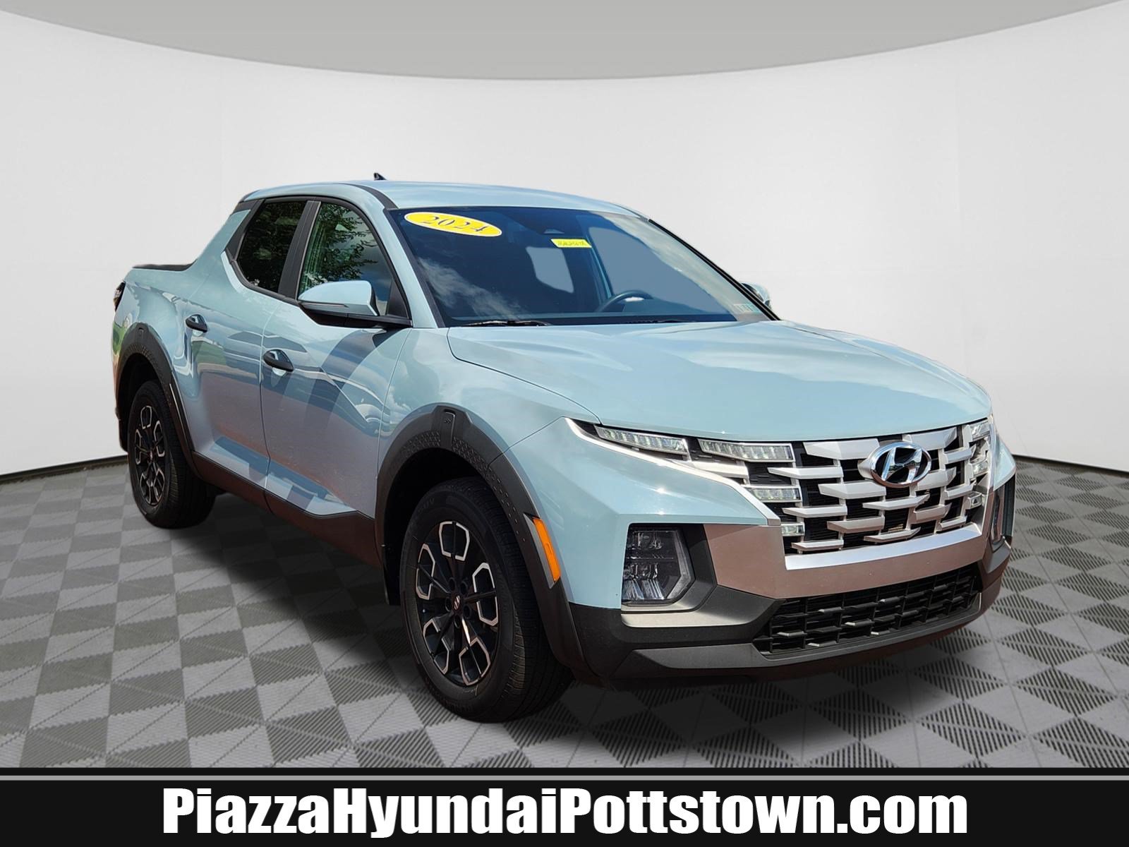 Used 2024 Hyundai Santa Cruz SEL AWD/4WD image 1