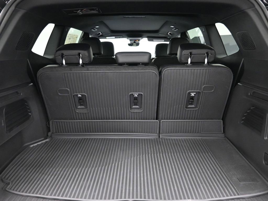 New 2026 Buick Enclave Avenir w/ Super Cruise Package image 13