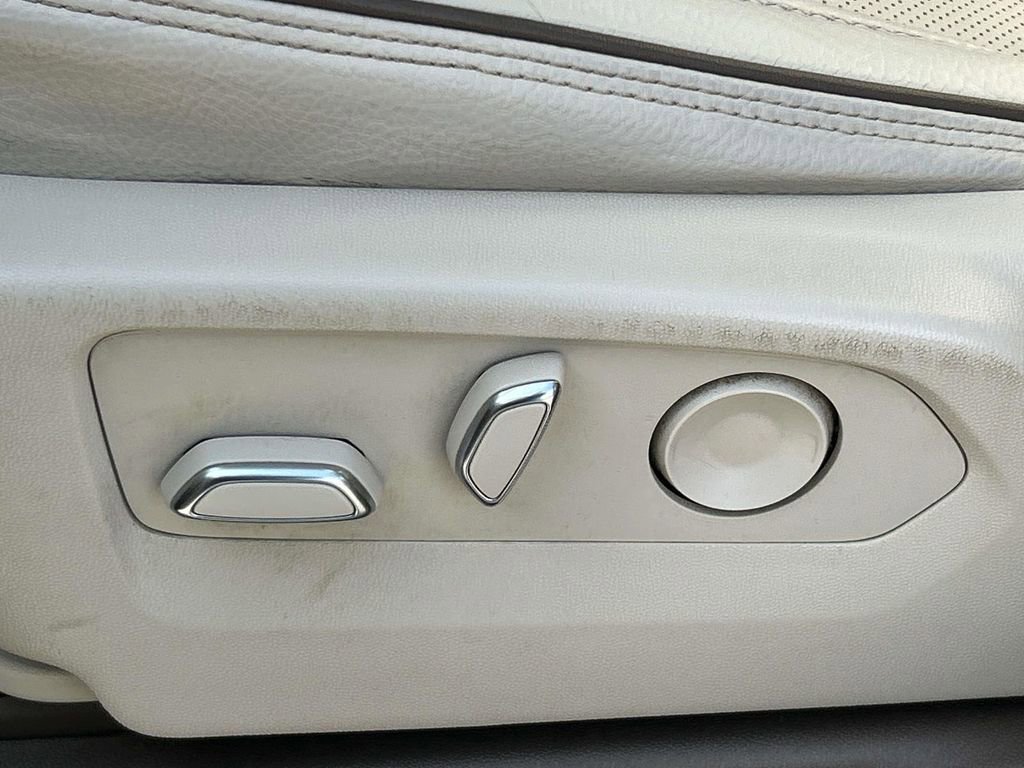 Used 2022 GMC Yukon Denali image 30