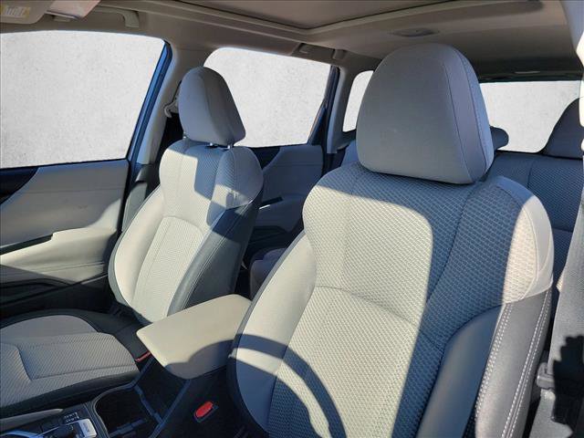 Used 2023 Subaru Forester Premium w/ Popular Package #2 image 13
