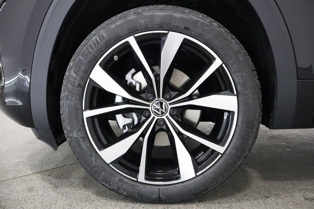 New 2026 Volkswagen Atlas SEL Premium R-Line image 5