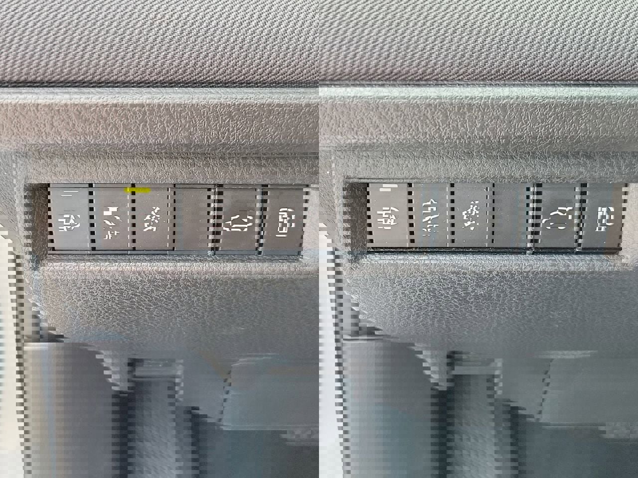 Used 2025 Toyota Camry LE FWD image 31