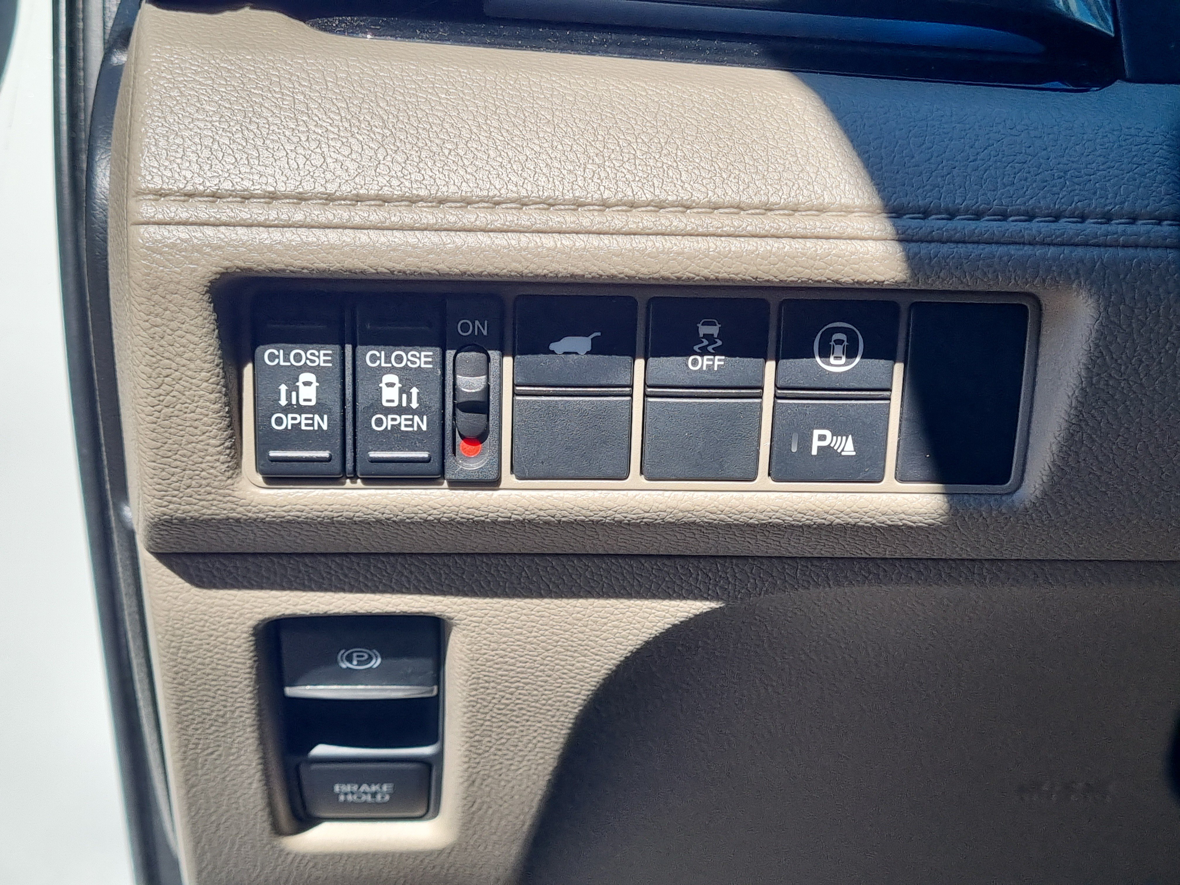 Used 2022 Honda Odyssey Elite image 26