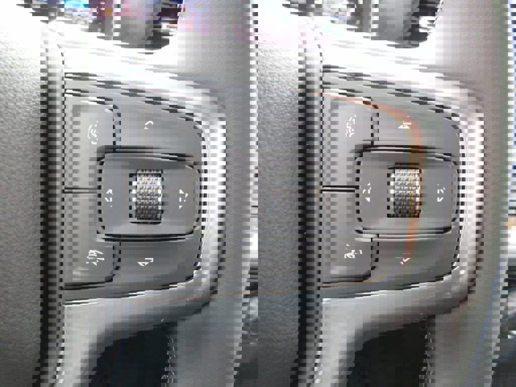 New 2026 Chevrolet Silverado 1500 LT image 27