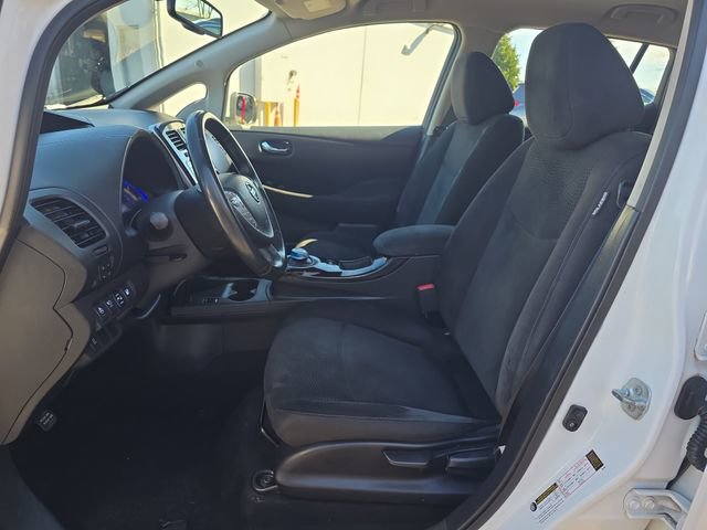 Used 2016 Nissan Leaf SV image 16