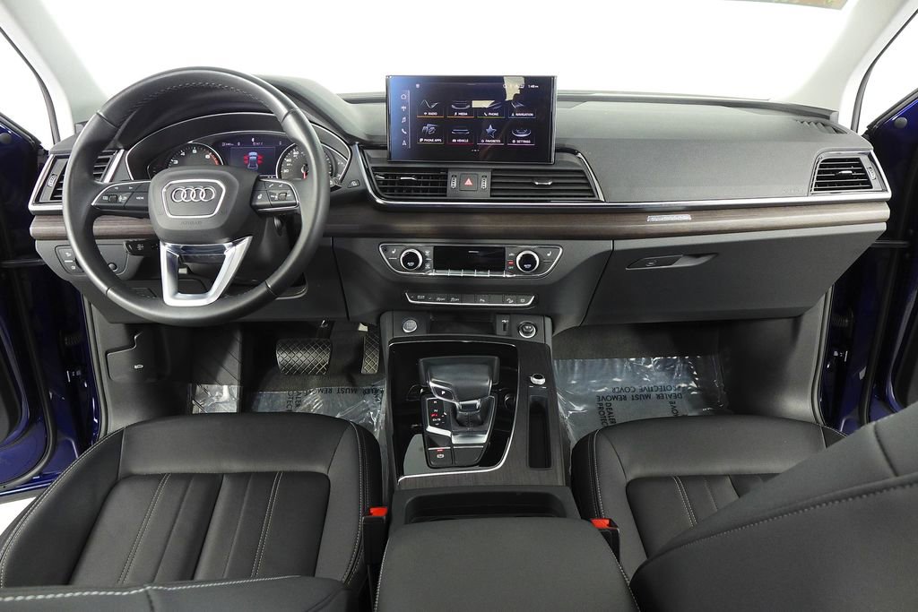 Used 2023 Audi Q5 2.0T Premium w/ Convenience Package image 25