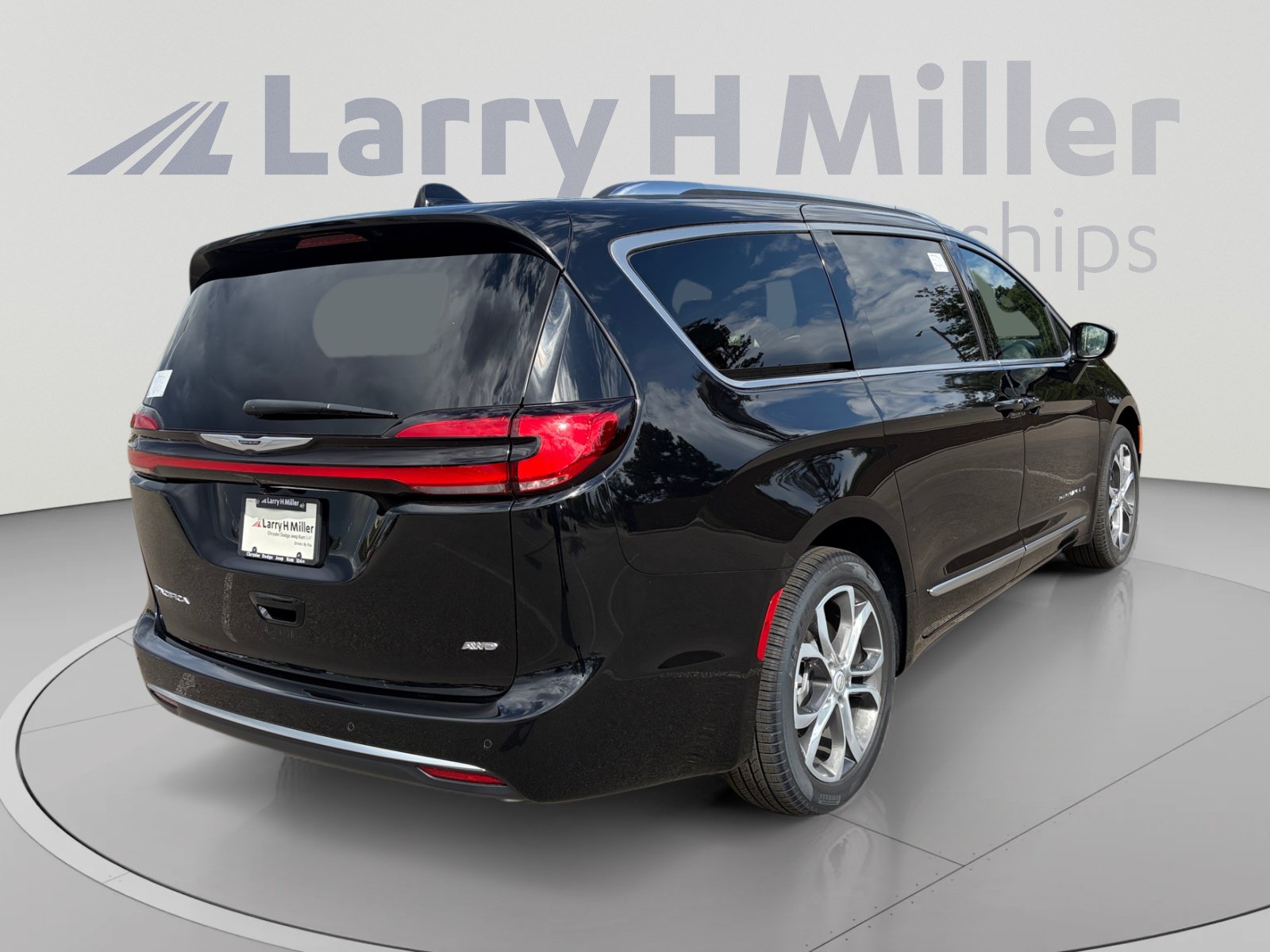 New 2026 Chrysler Pacifica Pinnacle AWD/4WD image 6
