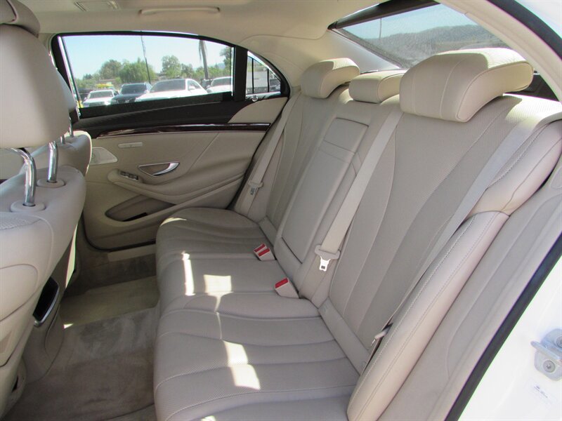 Used 2015 Mercedes-Benz S 550 Sedan image 22
