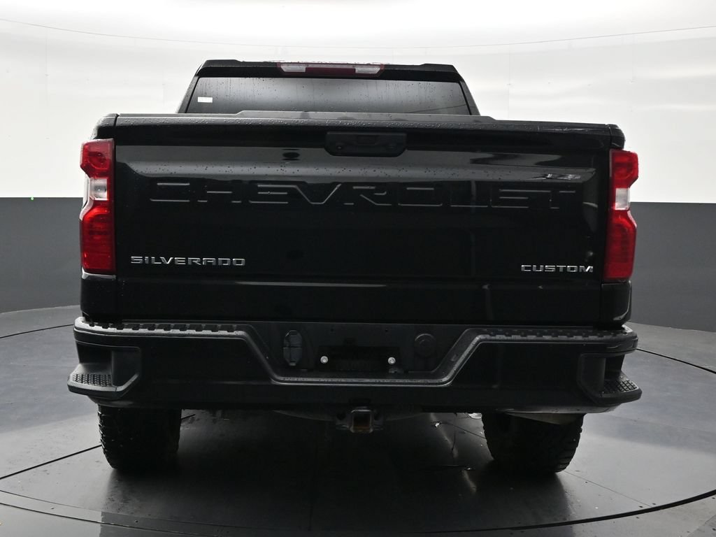 Used 2023 Chevrolet Silverado 1500 Custom Trail Boss AWD/4WD image 4