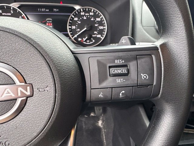 Used 2024 Nissan Rogue S AWD/4WD image 12