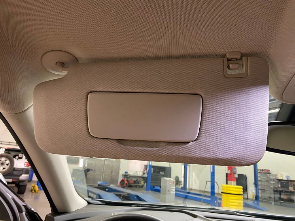 Used 2023 Buick Envision Preferred image 30