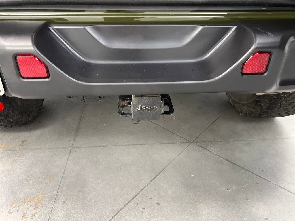 Used 2024 Jeep Wrangler Unlimited Rubicon w/ XTREMEE 35" Tire Package AWD/4WD image 32