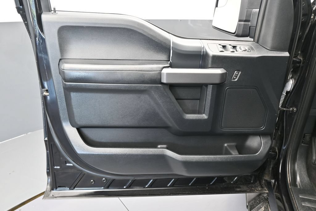 Used 2020 Ford F150 XLT w/ Equipment Group 302A Luxury RWD image 13