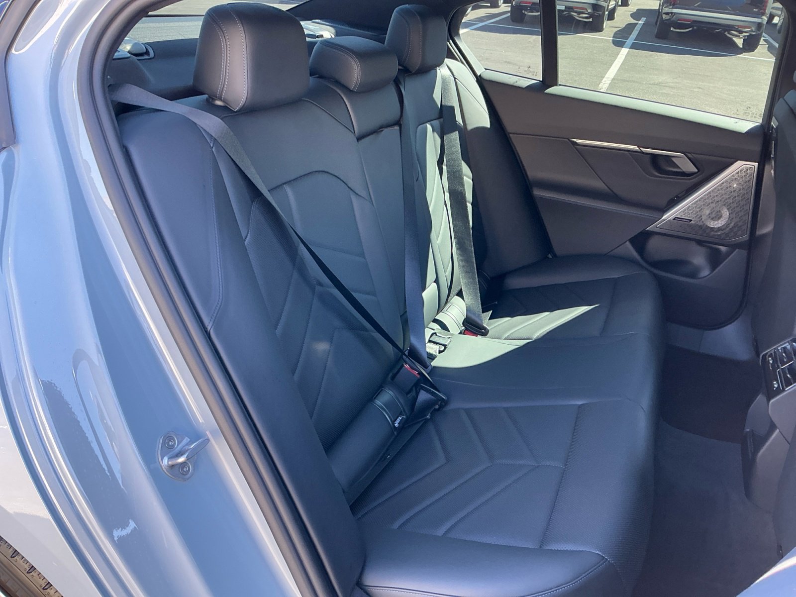 Used 2025 BMW 530i w/ M Sport Package image 18