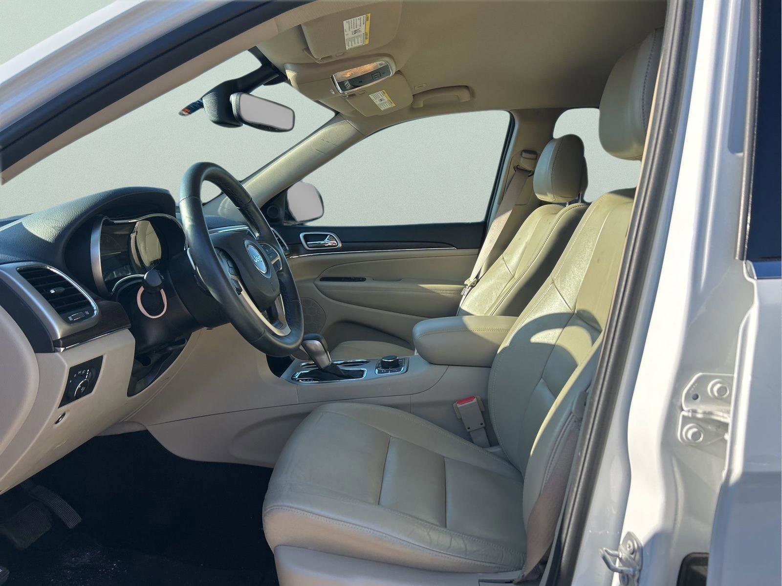 Certified 2017 Jeep Grand Cherokee Limited image 26